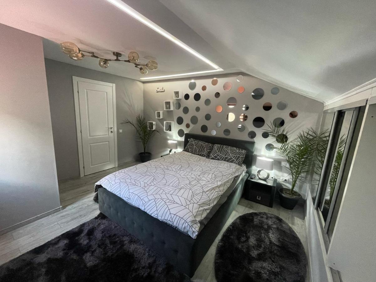 Deyinn Guest House Centrum Turda Exterior photo