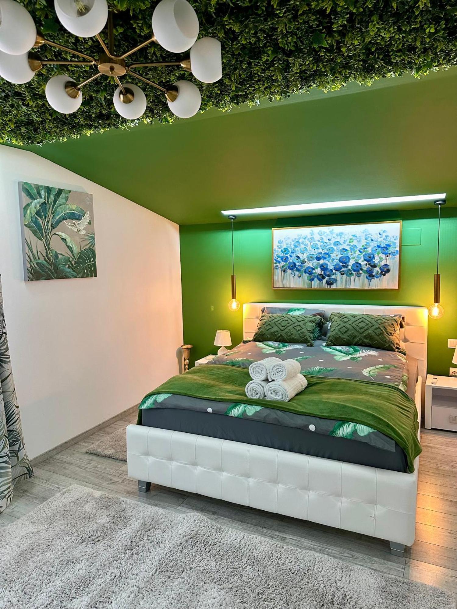 Deyinn Guest House Centrum Turda Exterior photo